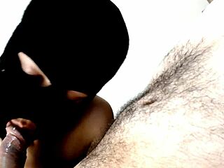 Amateur Wife Sucking Delightfully In Couple Teen Session