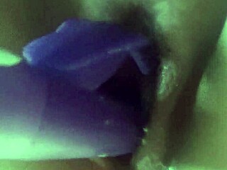 morgendlicher fick nach creampie mit dildo und squirting orgasmus