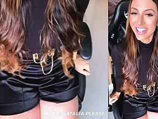 In this casual stream, beautiful Natalia shares her live Kik session from June 26, 2022, keeping it classy and adorable.