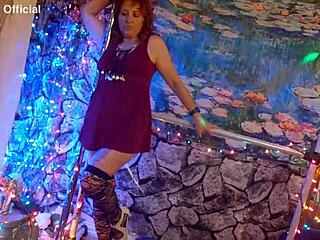 hey check out this hotwife steffi doing her sexy pussy dance promo from july twenty three with big lips and toys in lingerie