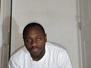 Relaxing with banana stretches and thankful holiday food vibes