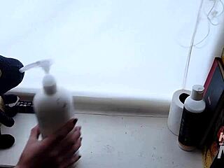 kisunyoctober day 7 heats up with anal fingering play