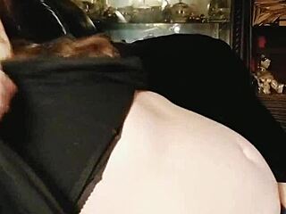 Sexy latina shemale Stevi Dolly shakes big ass 🍑😈