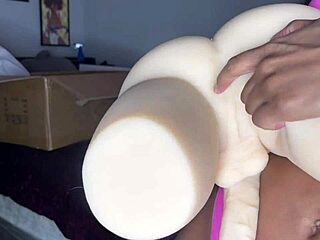 ny ny lew milf ebony tests tantaly male torso toy on big ass