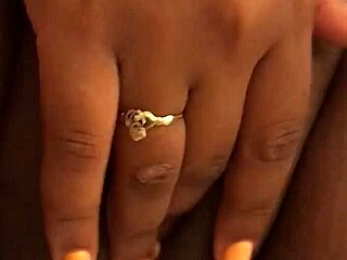 i love licking pussy during our steamy vacation getaways