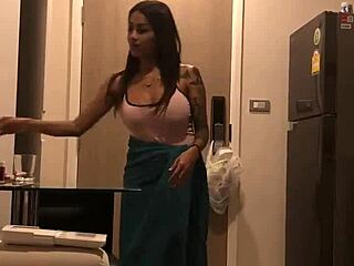 Big Boobs Thailand Asian Milf Tease