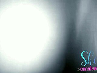 fucking this tiny dwarf deep in the shadows