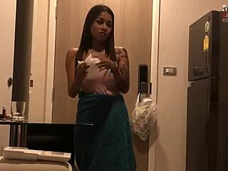 Big Boobs Thailand Asian Milf Tease