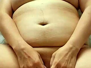 chubby mature caregiver fingers shaved pussy in secret