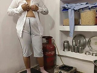 uh quick kitchen fuck... girlfriend bent over doggystyle cowgirl rough