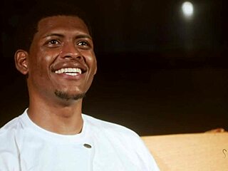 carlao villar teases in jeans during steamy casting interview