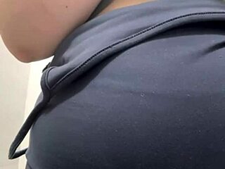 Intense Extreme Squirting Blast in Public Gym