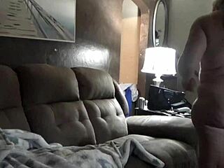 Old Pregnant Woman Filled Deep With Thick Creampie Cumshot Explosion