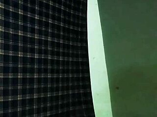 shemale saree mujra sways seductively