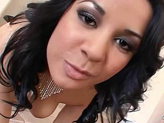 Perfect cougar's saggy tits and fat ass take rough pounding