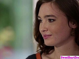 lesbian gf pussylicking during steamy study session