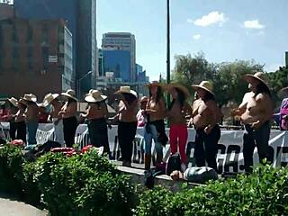 hey check out this amateur vid from 2015 📹😉