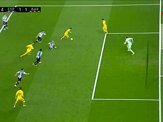 Espanyol ties Barcelona in thrilling 2-2 draw