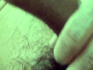 craving casual bathroom sex with women and couples 💦👫