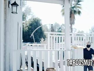 Cheating Ebony Milf Rides Delivery Guy's Huge Cock Wildly