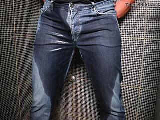 Guy Soaks Jeans in Pee Before Outdoor Cumshot