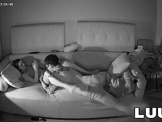 voyeur couple flashes girlfriend's pussy on private webcam first lick