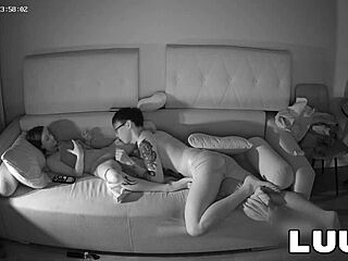 voyeur couple flashes girlfriend's pussy on private webcam first lick