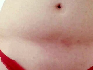 Amateur Webcam Tease in Thong Panties Play