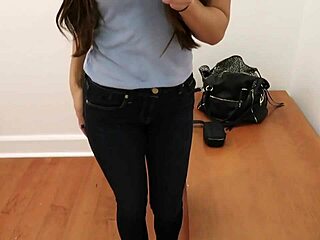 perfect butt amateur spreads wide for intense webcam masturbation