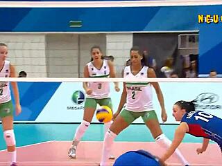Brazilian Volleyball Beauties Caught in Voyeur Action