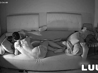 voyeur couple flashes girlfriend's pussy on private webcam first lick