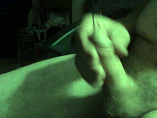 Huge Insertion Stretches Her Wide For Massive Cumshot!