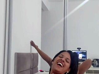 exhibiting lingerie for fan online he jerked off watching me cum part 2