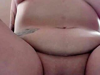 hey papi do you like watching me touch myself like this?