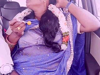 Beautiful Housewife Dirty Car Driver Cheating Telugu Talks