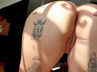 neighbor licks my big latina ass i squirt on his bare cock creampie