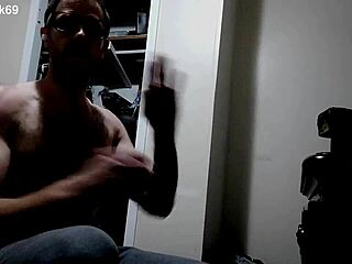 check hunghank69's monster cock destroying tight pussy hard!