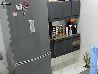 contratei essa latina com shortinho socadinho bunda enorme tesao anal pov