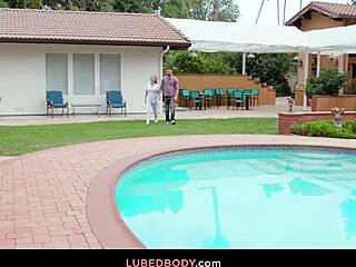 curvy oiled bella blu delivers erotic nuru massage licks