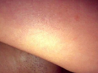 colombian babe stretched wide by long fat cock creampie finish