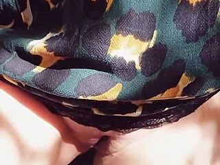 mature wife flashes huge cameltoe shaved pussy outdoor