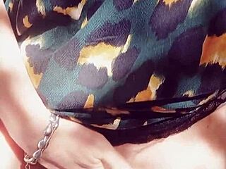 mature wife flashes huge cameltoe shaved pussy outdoor