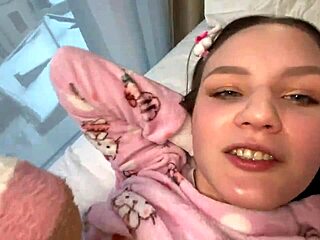 Stepdad fingers my wet pussy before creampie