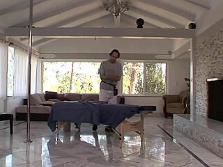 dirty milf massager fucked rough quickie orgasm wet pussy