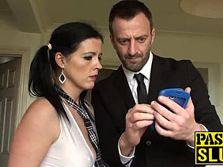 english milf ass stretched wide by anal pounding