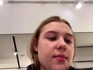 wanna feel my fat ass bounce outdoors publicly?