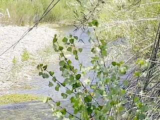 outdoor walk surprise blowjob ends in hot ass cum