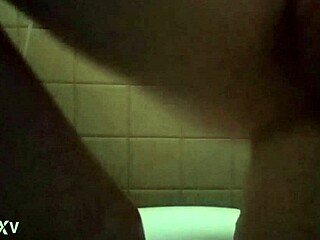 HUGE DILDO INSERTION PLEASURES TIGHT HOLE EXPLOSIVELY!