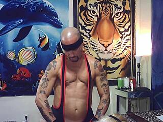 behind scenes horny glasses babe pussy pounding blowjob