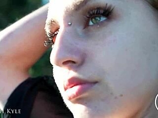 Vacation teen delivers flawless public blowjob